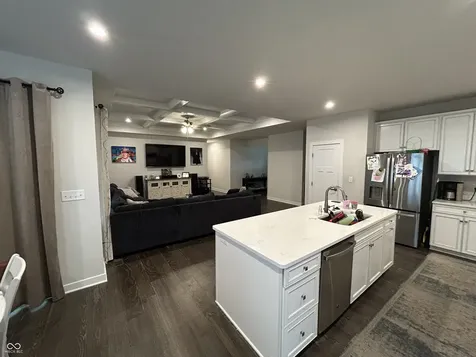 298 Larimar Drive Whiteland IN 46184