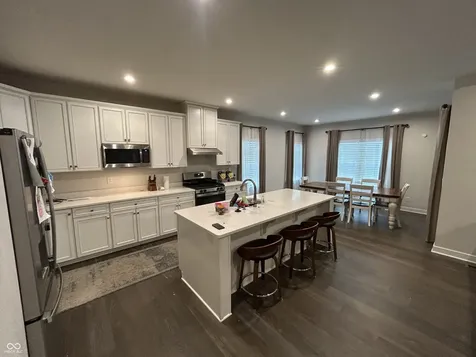 298 Larimar Drive Whiteland IN 46184