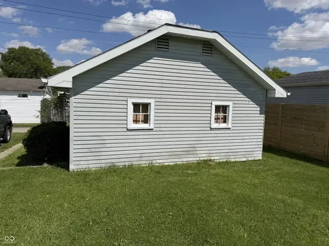 2014 Roosevelt Avenue New Castle IN 47362