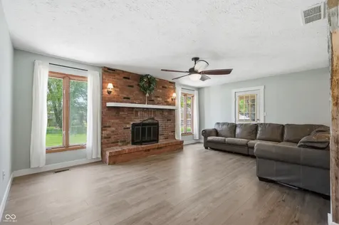 6825 E Us Highway 136 Brownsburg IN 46112
