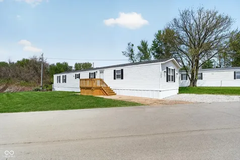 143 Echo Lake E Drive Mooresville IN 46158