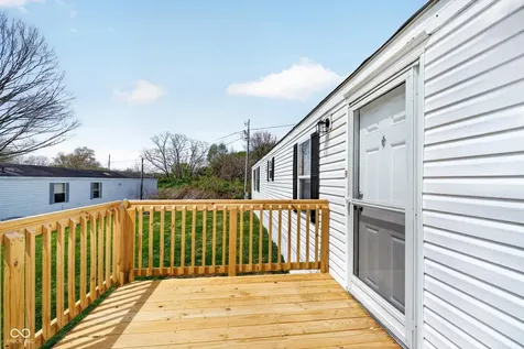 143 Echo Lake E Drive Mooresville IN 46158