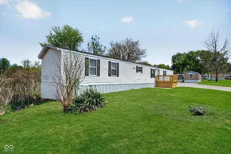 143 Echo Lake E Drive Mooresville IN 46158