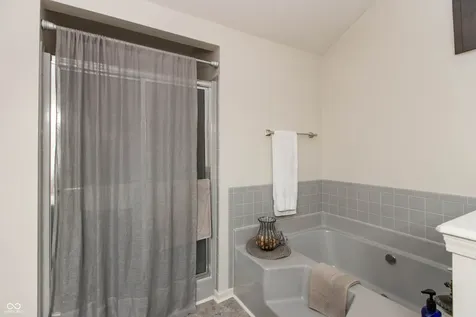 1157 Texarkana Drive Indianapolis IN 46231
