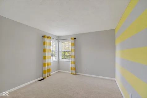 8730 Powderhorn Way Indianapolis IN 46256