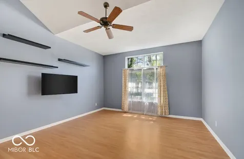8730 Powderhorn Way Indianapolis IN 46256