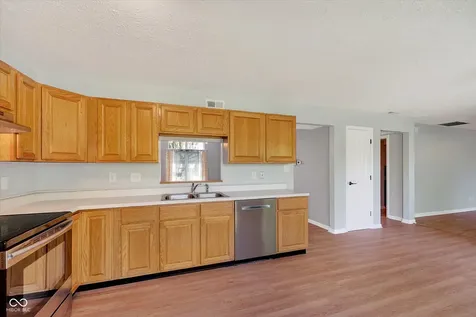 8730 Powderhorn Way Indianapolis IN 46256