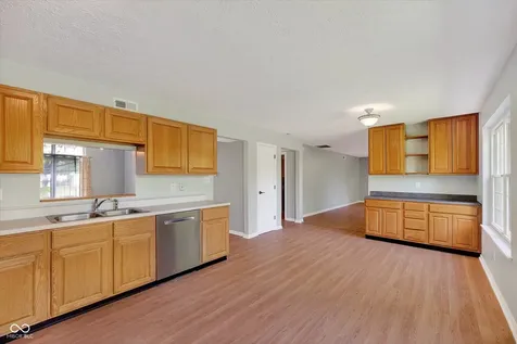 8730 Powderhorn Way Indianapolis IN 46256