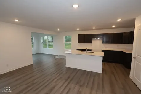 7205 Waylon Way Indianapolis IN 46239