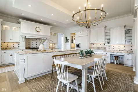1805 Beaufain Street Carmel IN 46032