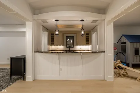 1805 Beaufain Street Carmel IN 46032