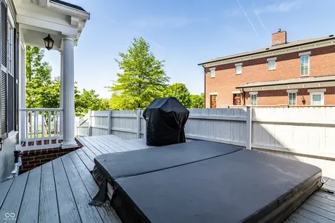 1805 Beaufain Street Carmel IN 46032