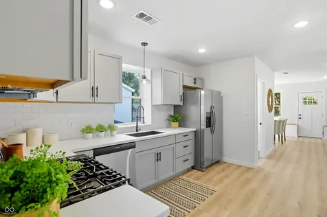 67 S Tresslar Avenue Bargersville IN 46106