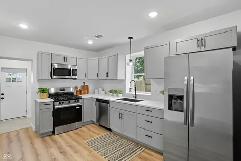 67 S Tresslar Avenue Bargersville IN 46106