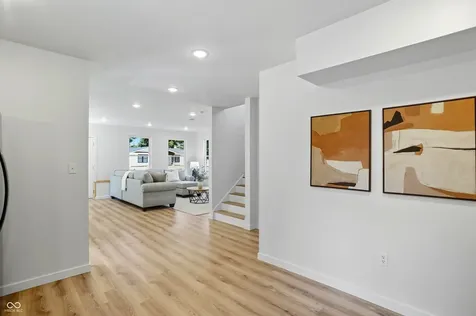 67 S Tresslar Avenue Bargersville IN 46106