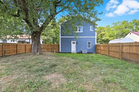 67 S Tresslar Avenue Bargersville IN 46106
