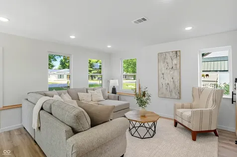 67 S Tresslar Avenue Bargersville IN 46106