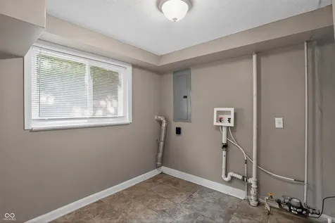 4143 Flamingo East Drive Indianapolis IN 46226