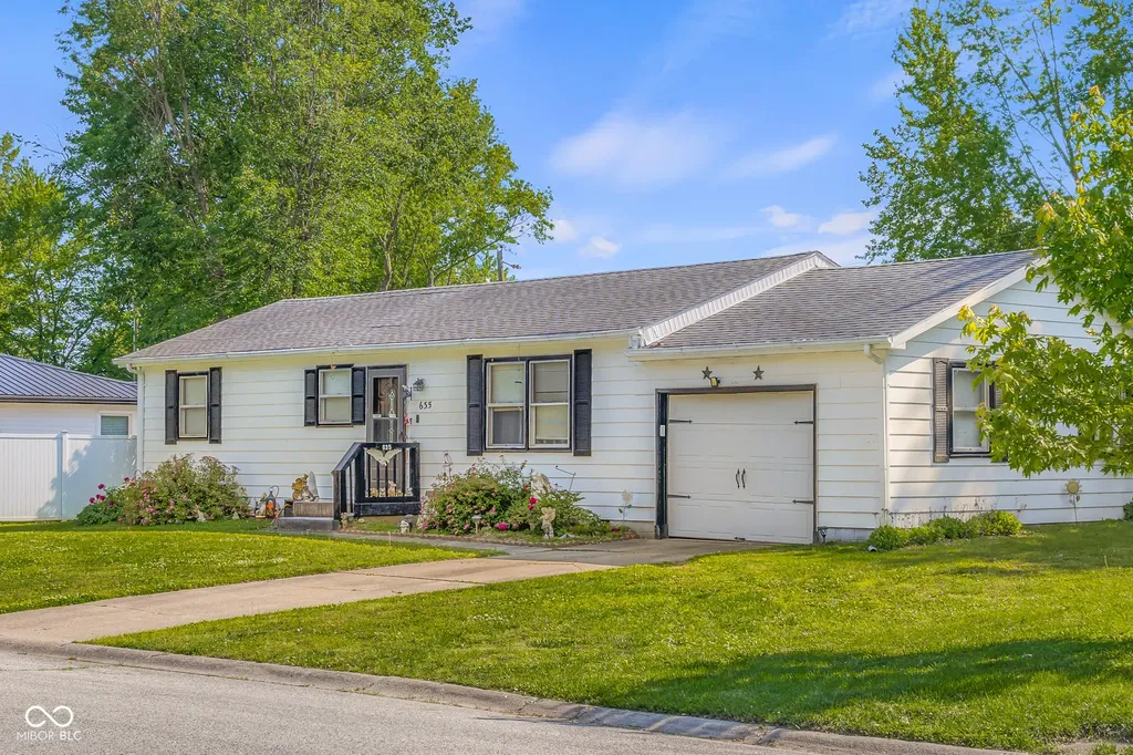 635 Berkshire Drive Seymour IN 47274