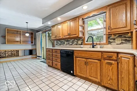 1010 Porto Bello Street Pendleton IN 46064