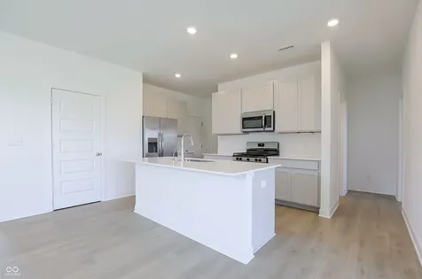 8420 Grand Appaloosa Way Indianapolis IN 46239