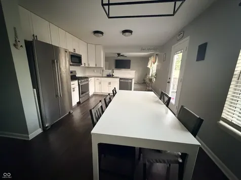 10879 Parker Drive Indianapolis IN 46231
