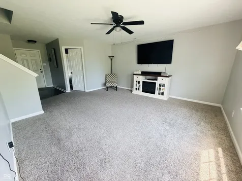 10879 Parker Drive Indianapolis IN 46231