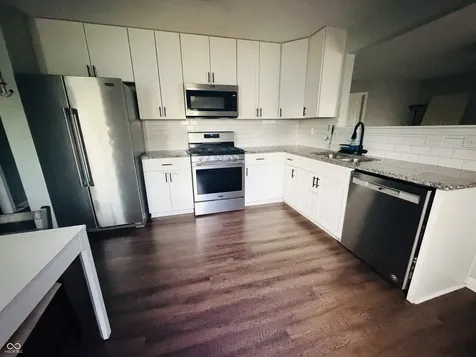 10879 Parker Drive Indianapolis IN 46231