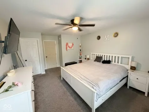 10879 Parker Drive Indianapolis IN 46231