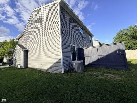 10879 Parker Drive Indianapolis IN 46231