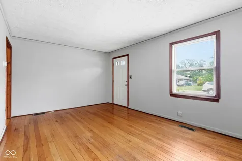 5113 W 12th Street Indianapolis IN 46224
