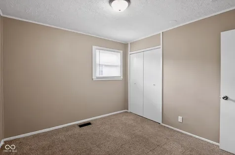 7383 E 53rd Street Indianapolis IN 46226