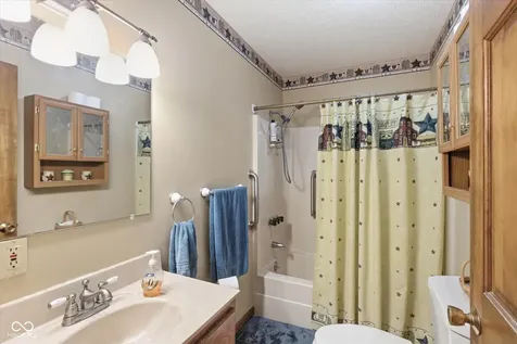 4618 W Harvest Lane Bloomington IN 47404