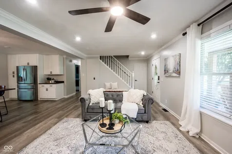 9861 Oakleaf Way Mccordsville IN 46055