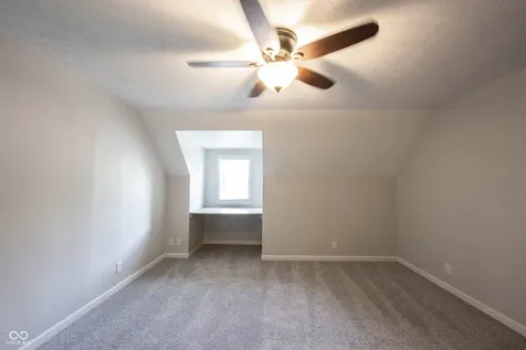 9861 Oakleaf Way Mccordsville IN 46055