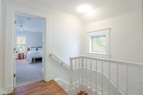 420 W Pine Street Zionsville IN 46077