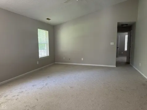 2102 Yosemite Drive Lebanon IN 46052