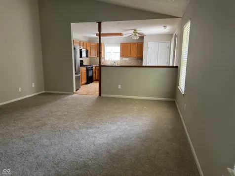 2102 Yosemite Drive Lebanon IN 46052