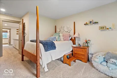 2090 W Bedrock Lane Greenfield IN 46140