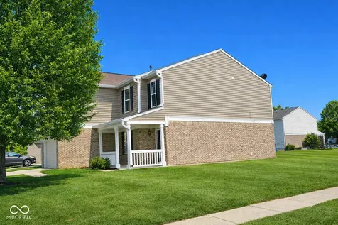 1795 Feather Reed Lane Greenwood IN 46143