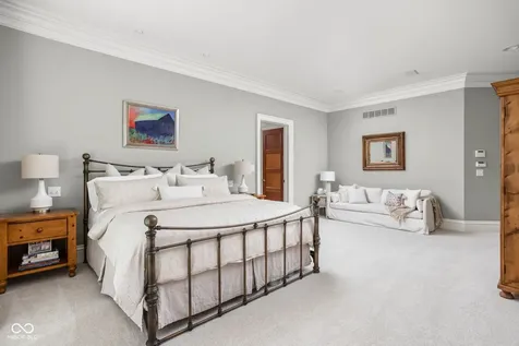 42 Monahan Road Zionsville IN 46077