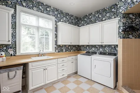 42 Monahan Road Zionsville IN 46077