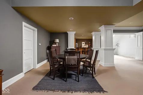 42 Monahan Road Zionsville IN 46077