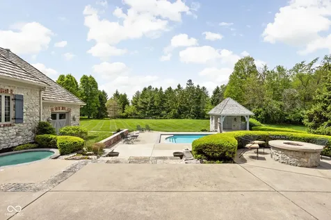 42 Monahan Road Zionsville IN 46077