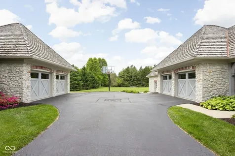 42 Monahan Road Zionsville IN 46077