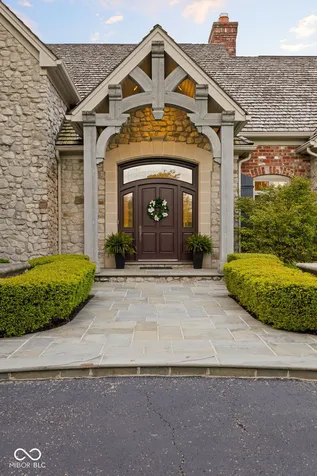42 Monahan Road Zionsville IN 46077