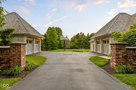 42 Monahan Road Zionsville IN 46077