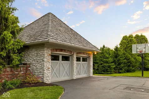 42 Monahan Road Zionsville IN 46077