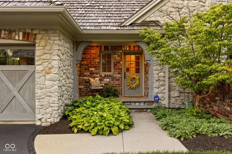 42 Monahan Road Zionsville IN 46077
