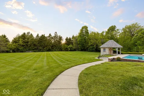42 Monahan Road Zionsville IN 46077